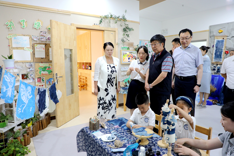 7 欣赏蓝晒工艺作品.jpg