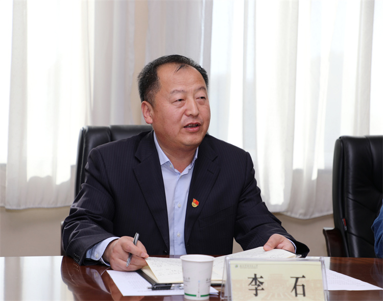 国网咸阳供电公司总经理李石一行来校专题调研校园电力保障工作.jpg