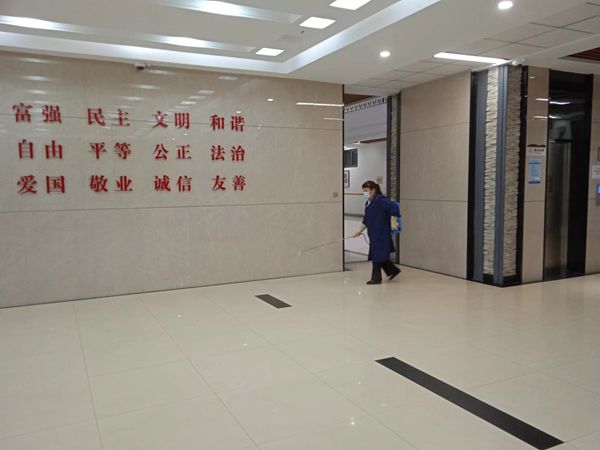 6935cca1b91049cebd2254cc10f528a1.jpg 考场消杀1.jpg