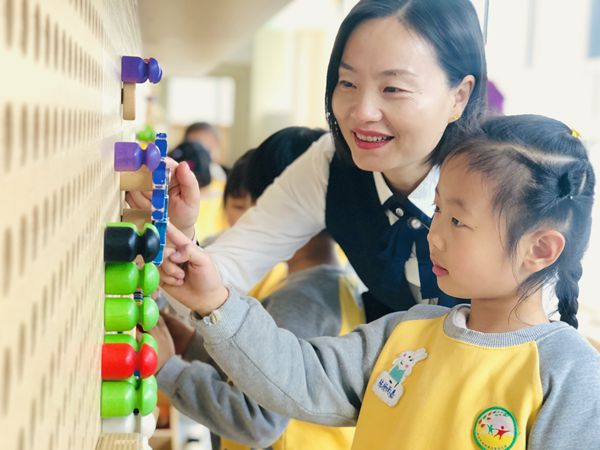 d7534063f93b499ba860ae47107f56f3.jpg 李淑红_副本.jpg