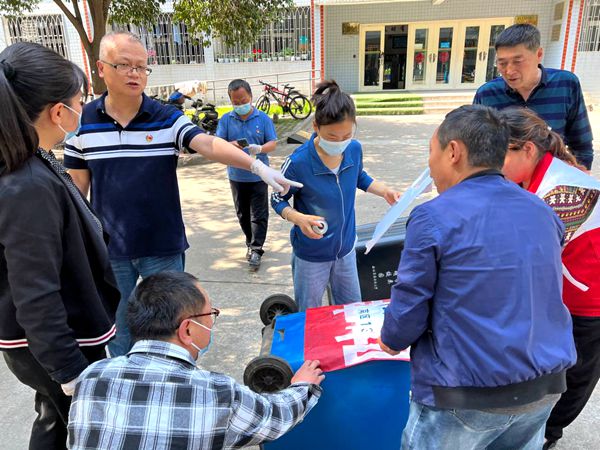 f82dc7b78dca411793a518991787ba9f.jpg 喷号码.jpg