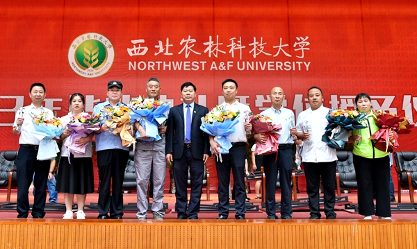 e7ffc323c9244694b947b01a40d0fb98.jpg 最美.jpg